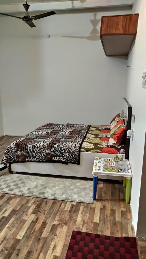 Ira Homestay Mathura - Divine Spiritual Stay Eksteriør billede