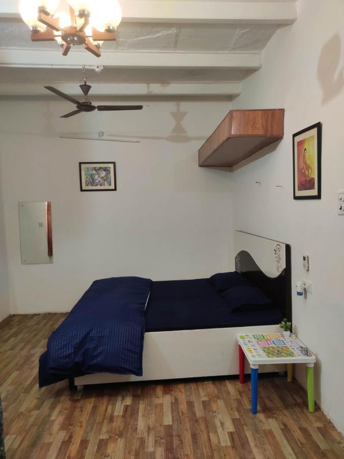 Ira Homestay Mathura - Divine Spiritual Stay Eksteriør billede